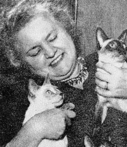 Carolyn Boren - With F.P. Boren's Boufant, S.P. Boren's Twitter. She first exhibited the lilac point Siamese in California in circa 1953.